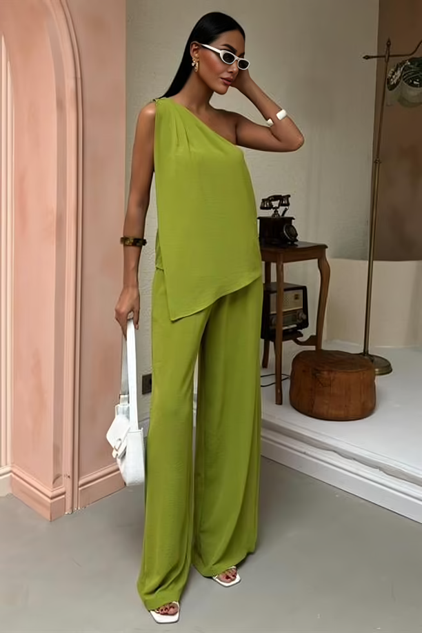 One-Shoulder Set Aurora