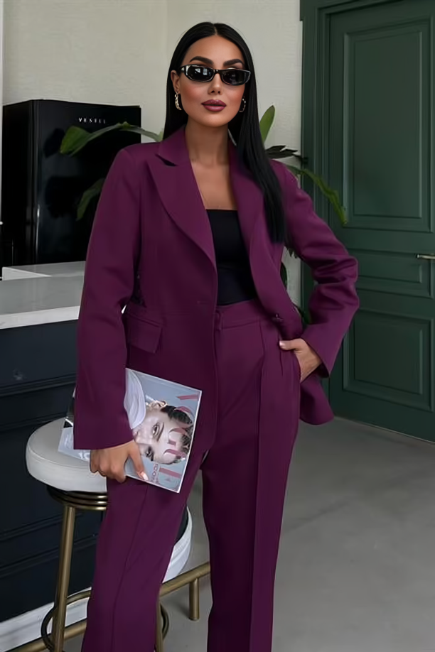 Power Suit Lusso Burgundy